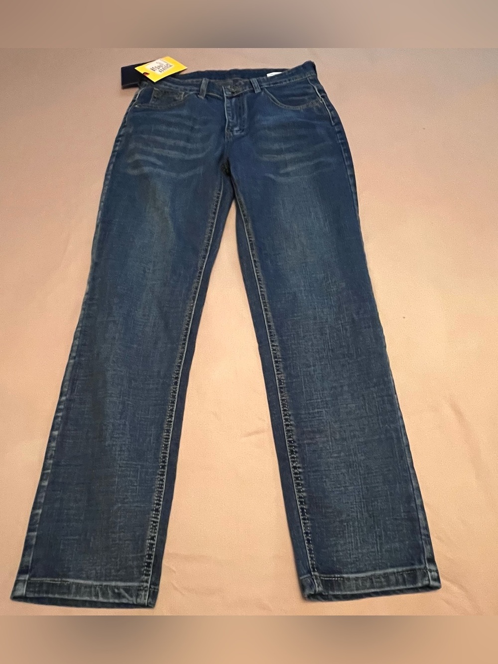NWT Men’s Slim Straight Faded & Distressed Blue Jeans